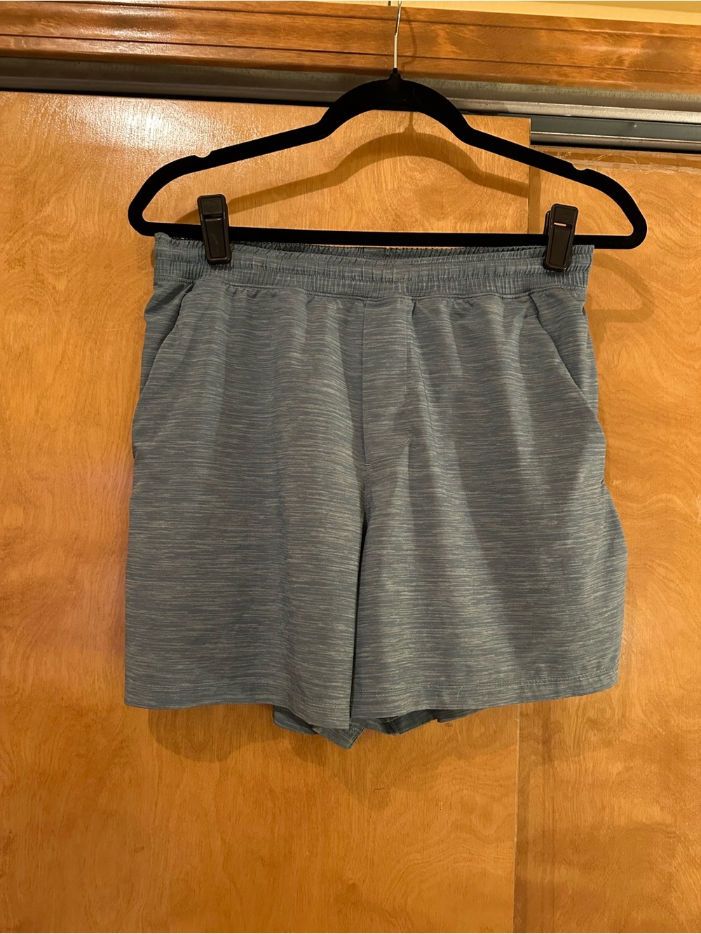 Men's Lululemon Heathered Blue Gray Athletic Shorts